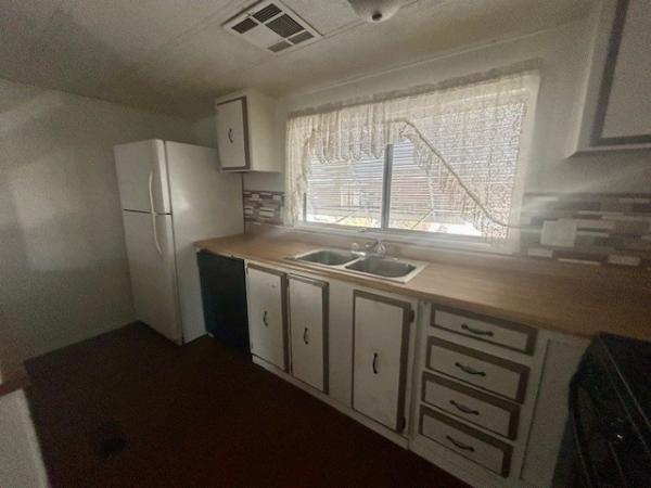 1979 Kaufman&Broad Manufactured Home