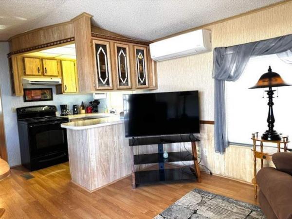 1988 Palm Harbor Manufactured Home