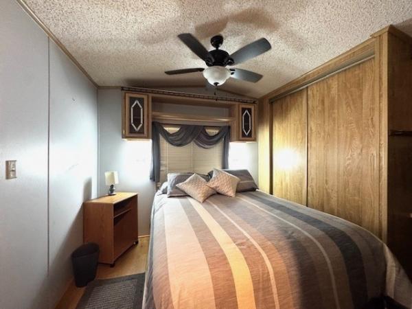 1988 Palm Harbor Manufactured Home