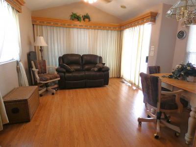 Photo 4 of 9 of home located at 1110 North Henness Rd 1011 Casa Grande, AZ 85122