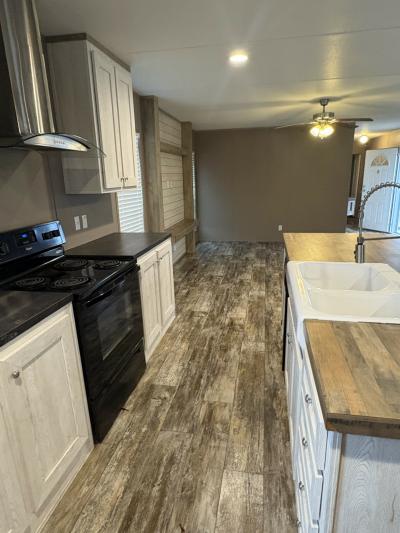 Photo 4 of 12 of home located at 170 Segovia San Marcos, TX 78666