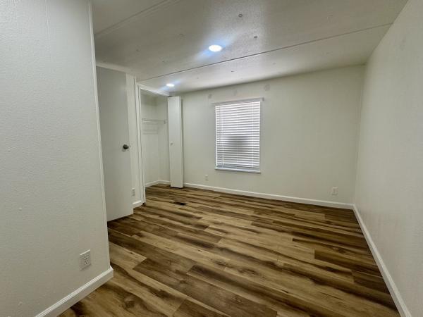 1983 SKYL 01610345S Mobile Home