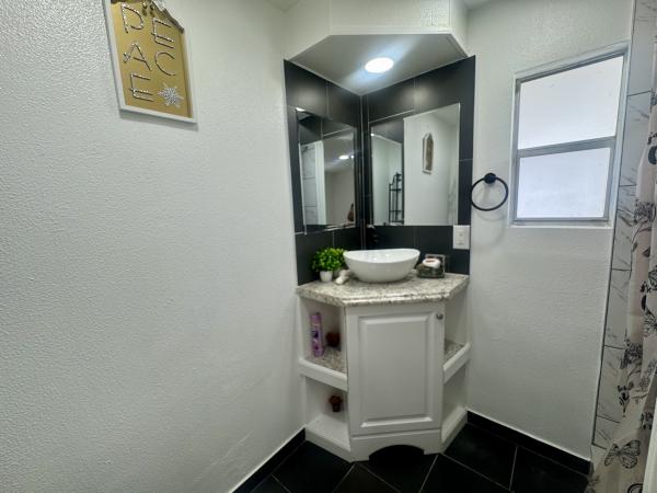 1983 SKYL 01610345S Mobile Home