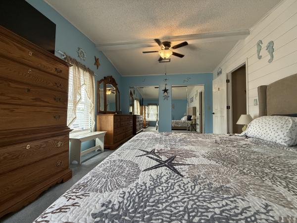 1986 Homes of Merit Mobile Home