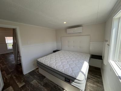 Photo 5 of 12 of home located at 1441 N. 34th Ave Site 092 Mears, MI 49436