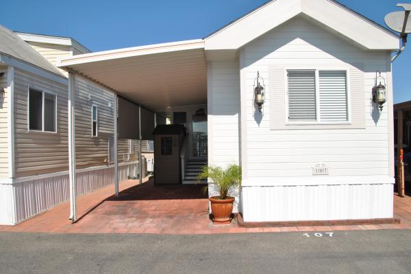 2003 chare Mobile Home For Sale