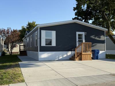 Mobile Home at 7 Lisa Kay White Lake, MI 48386