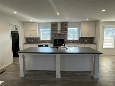 Photo 4 of 20 of home located at 7 Lisa Kay White Lake, MI 48386