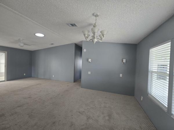 1990 Palm Harbor Palm Mobile Home