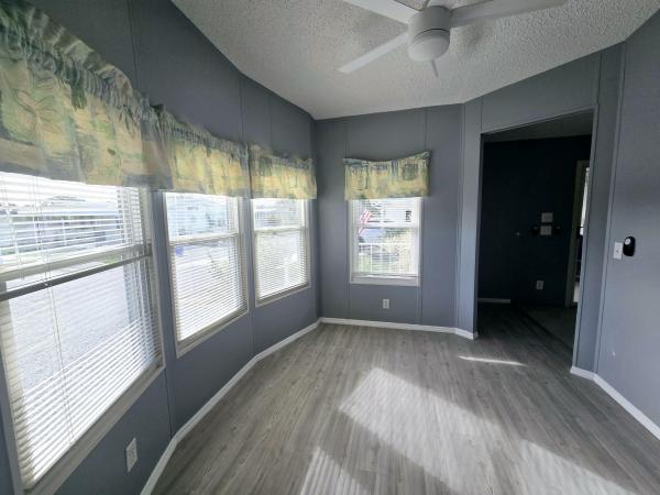 1990 Palm Harbor Palm Mobile Home