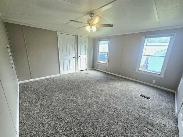 2000 Clayton Homes Inc Presidential Series Mobile Home