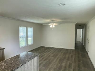 Photo 4 of 9 of home located at 10201 W Beaver St #17 Jacksonville, FL 32220