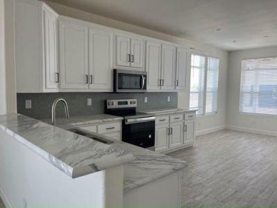 Photo 2 of 20 of home located at 3301 S. Goldfield Road #5106 Apache Junction, AZ 85119