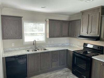 Photo 3 of 8 of home located at 10201 W Beaver St #167 Jacksonville, FL 32220