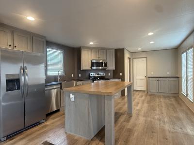 Photo 5 of 31 of home located at 210 Betty #Be210 Conroe, TX 77301