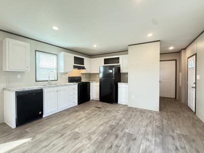Photo 3 of 8 of home located at 203 Linda #Ln203 Conroe, TX 77301
