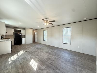 Photo 5 of 8 of home located at 203 Linda #Ln203 Conroe, TX 77301