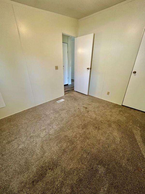 1992 STATESMAN 80S810-B  Home