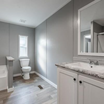 Photo 5 of 8 of home located at 225 Sycamore Loop Campbellsville, KY 42718