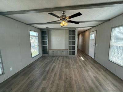 Photo 3 of 21 of home located at 33 Open Range Trail Willis, TX 77318