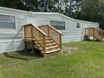 Photo 2 of 5 of home located at 10166 103rd Street, Lot #94 Jacksonville, FL 32210