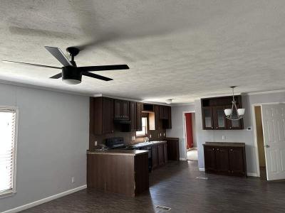 Photo 3 of 6 of home located at 1531 Kodiak Trail Glenn Heights, TX 75154