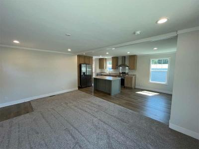 Photo 4 of 8 of home located at 304 Arlie Ln Clinton, TN 37716