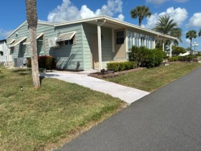 Photo 3 of 20 of home located at 1701 W Commerce Ave Lot 60 Haines City, FL 33844