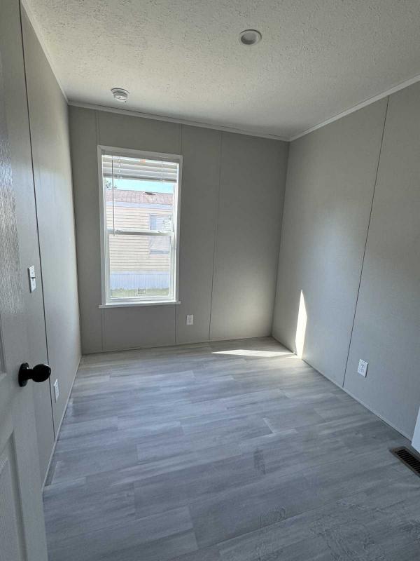 2025 Redman Paramount Mobile Home