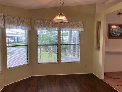 Photo 5 of 12 of home located at 574 Montego Bay Dr. Lake Wales, FL 33859