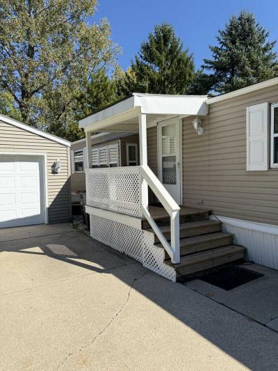 Photo 2 of 13 of home located at W1211 Hillview Dr Lot 154 Sullivan, WI 53178