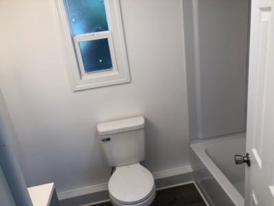 Photo 5 of 8 of home located at 1762 Crown Point Rd West Deptford, NJ 08086