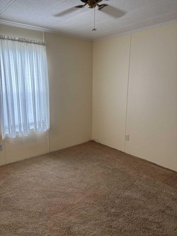 1984 Manufactured Home