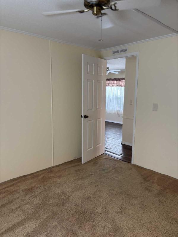 1984 Manufactured Home