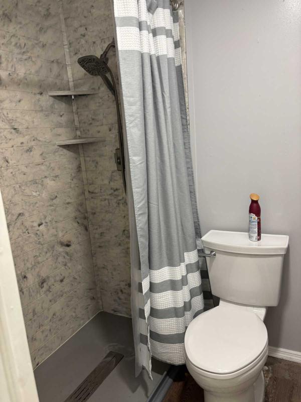 1984 Manufactured Home