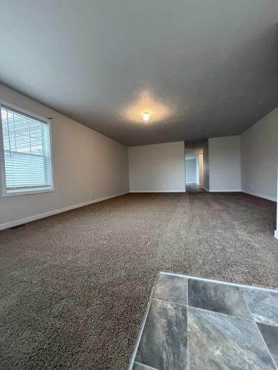 Photo 5 of 39 of home located at W208N11469 Brookside Drive Germantown, WI 53022