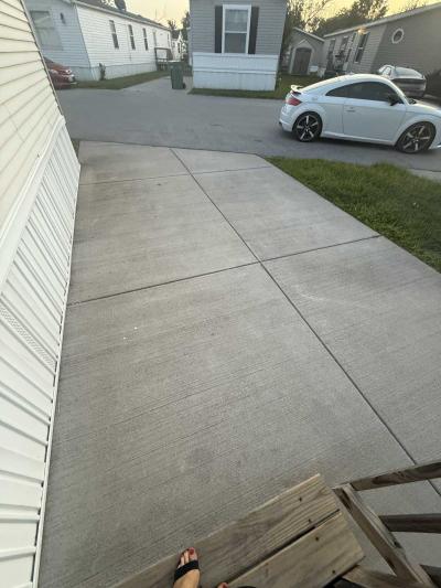 Photo 3 of 18 of home located at 4000 E 134th Street #N33 Chicago, IL 60633