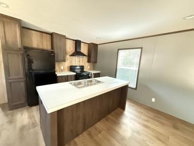 Photo 4 of 12 of home located at 11166 Crockett Martin Rd Conroe, TX 77306
