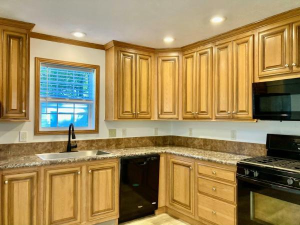 2016 Skyline Homette corporation Sunwood Premier F399-L6 Manufactured Home