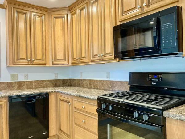 2016 Skyline Homette corporation Sunwood Premier F399-L6 Manufactured Home