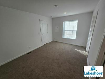 Photo 4 of 15 of home located at 103 Maple Dr Mankato, MN 56001