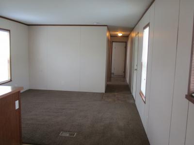 Mobile Home at 646 Cour Renee Warren, MI 48091