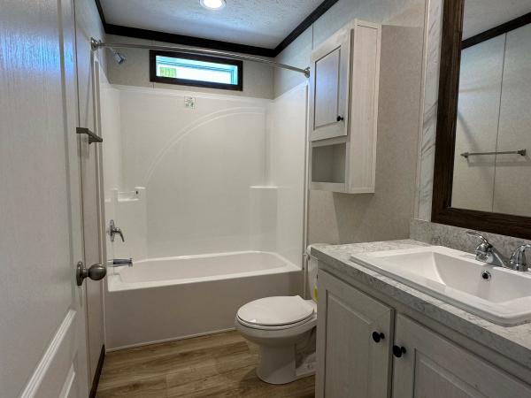 2024 Clayton 96PLH14482BH24 Mobile Home
