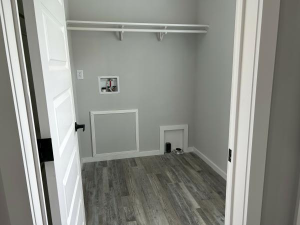 2025 Palm Harbor 340EL28482A Mobile Home