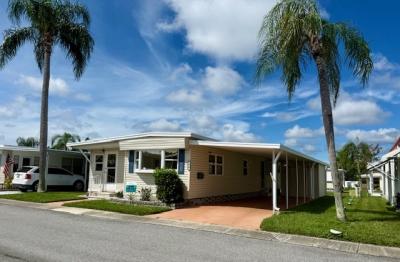 Photo 4 of 19 of home located at 2550 State Rd. 580 #0270 Clearwater, FL 33761