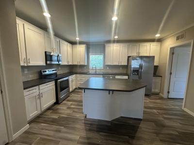 Photo 3 of 11 of home located at 3300 Killingsworth Lane #34 Pflugerville, TX 78660