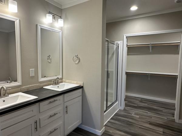 2022 Clayton 32RVL32603DH22 Mobile Home