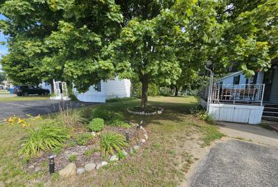 Mobile Home at 1682 Paul Traverse City, MI 49686
