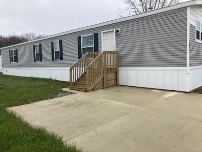 Mobile Home at 897 S Oak Brook Place Warsaw, IN 46580