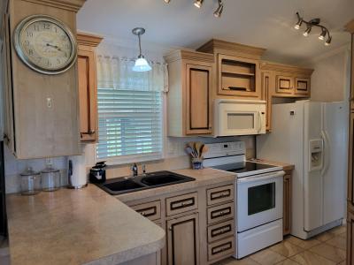 Photo 4 of 15 of home located at 3751 Laurel Valley Blvd. 038 Zephyrhills, FL 33542